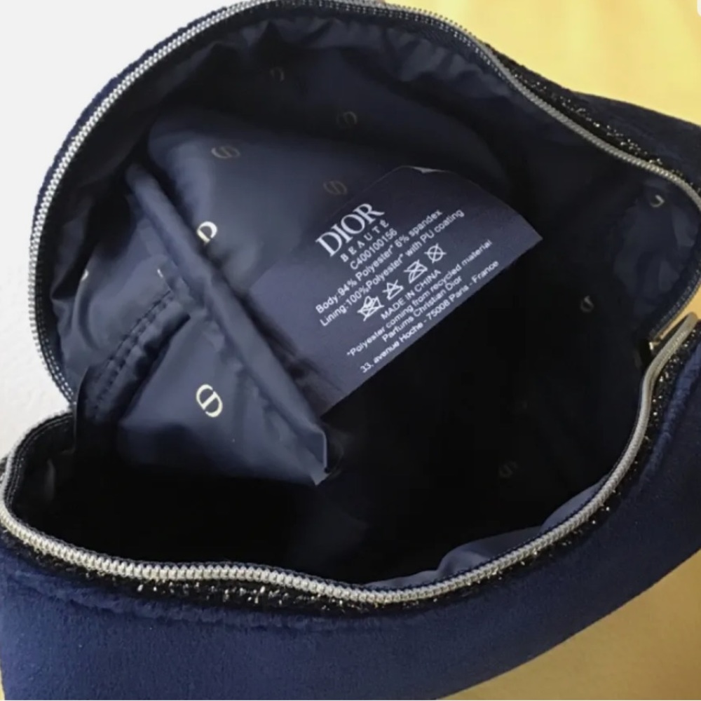 Dior Navy Velvet Makeup Pouch Bag with Gold Zipper – NWOT - Picture 4 of 7
